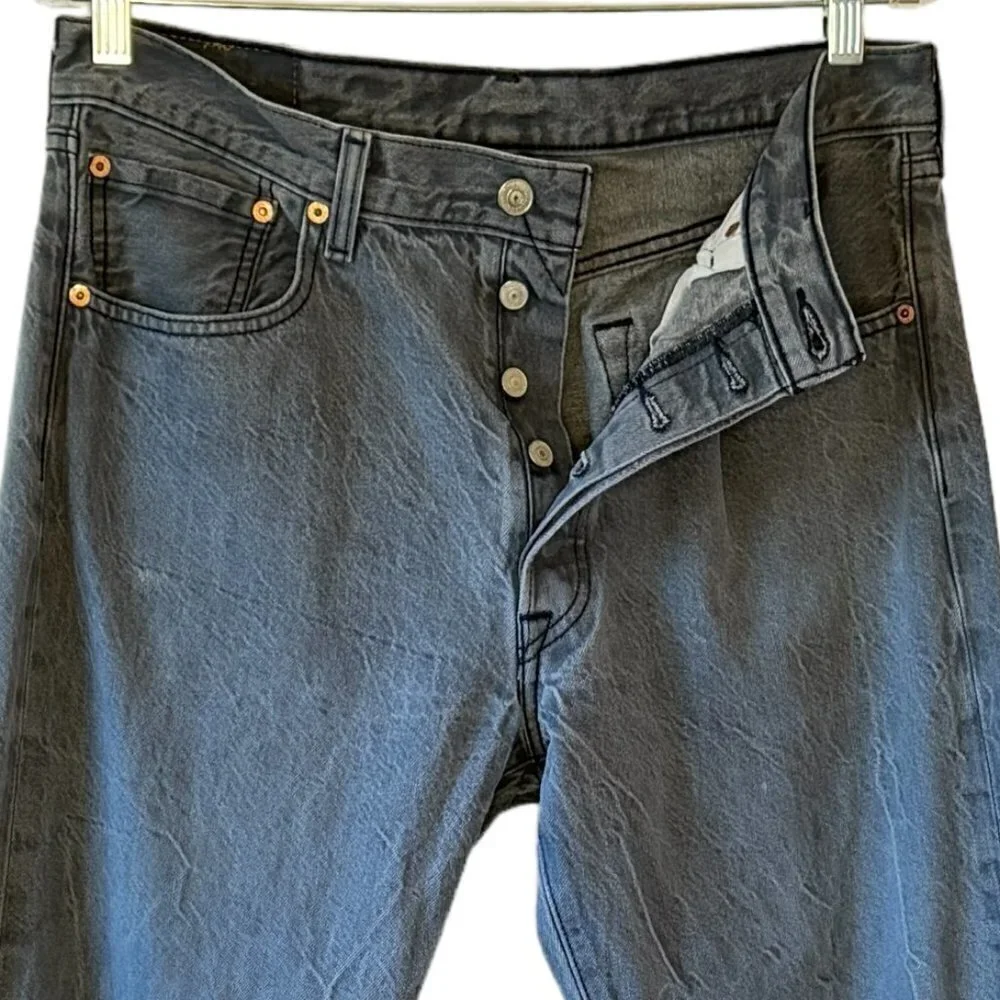 Levi’s 501 Button Fly Grey Denim Jeans Straight Leg   34 x 32
